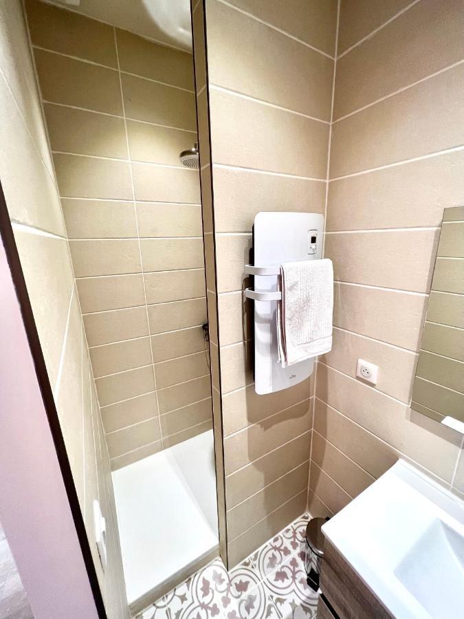 Roma Reva: Design Et Home Cinema Nîmes Dış mekan fotoğraf